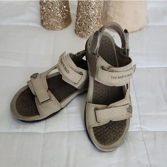The North Face | Shoes | North Face El Rio Sandals | Poshmark display picture 2